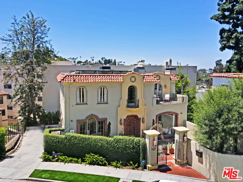 3 bd, 4 ba Townhouse in Los Angeles, CA — $13,500/mo — photo 1