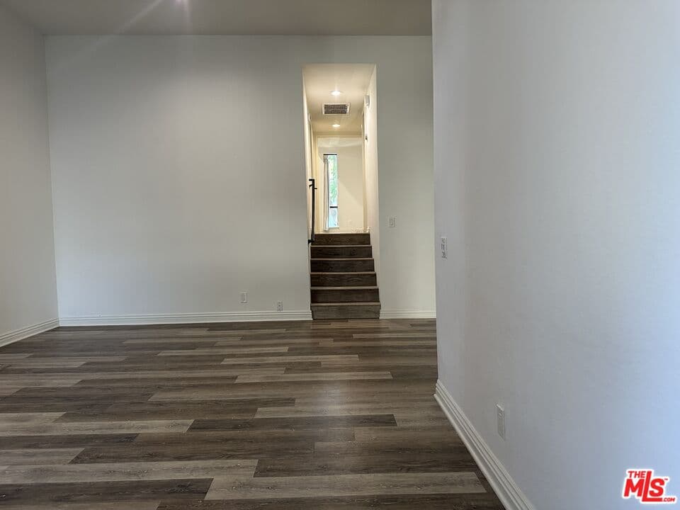2 bd, 2 ba Townhouse in Fullerton, CA — $3,350/mo — photo 2
