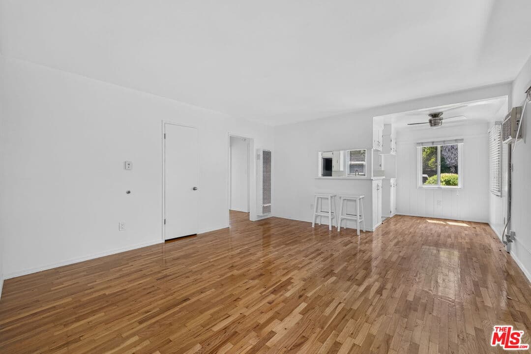 2 bd, 1 ba Apartment in Los Angeles, CA — $2,600/mo — photo 1