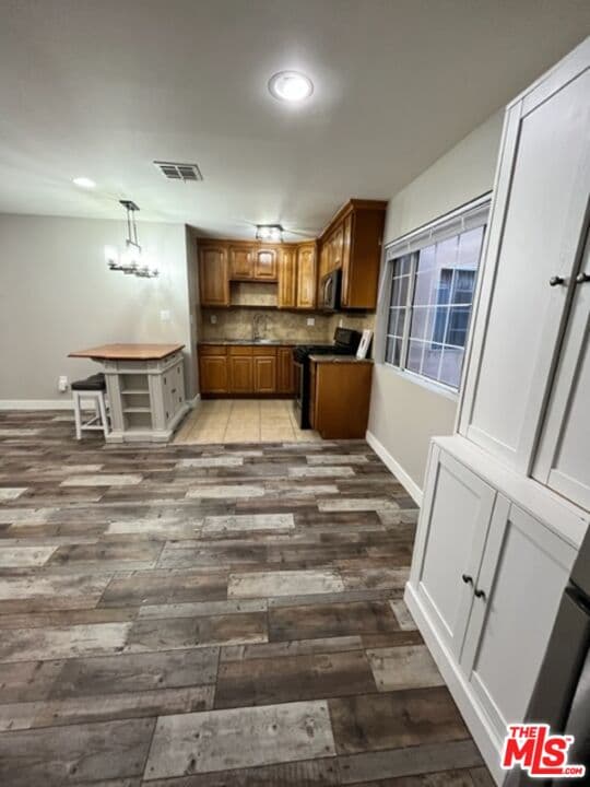 1 bd, 1 ba House in Los Angeles, CA — $2,300/mo — photo 2