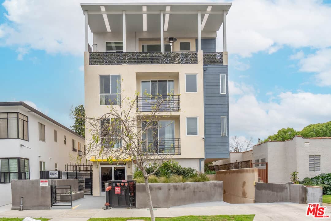 4 bd, 5 ba Apartment in Los Angeles, CA — $5,450/mo — photo 1