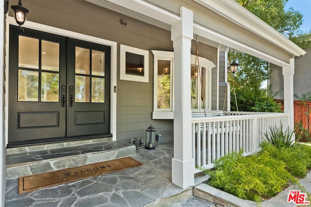 4 bd, 4 ba House in Sherman Oaks, CA — $9,800/mo — photo 1