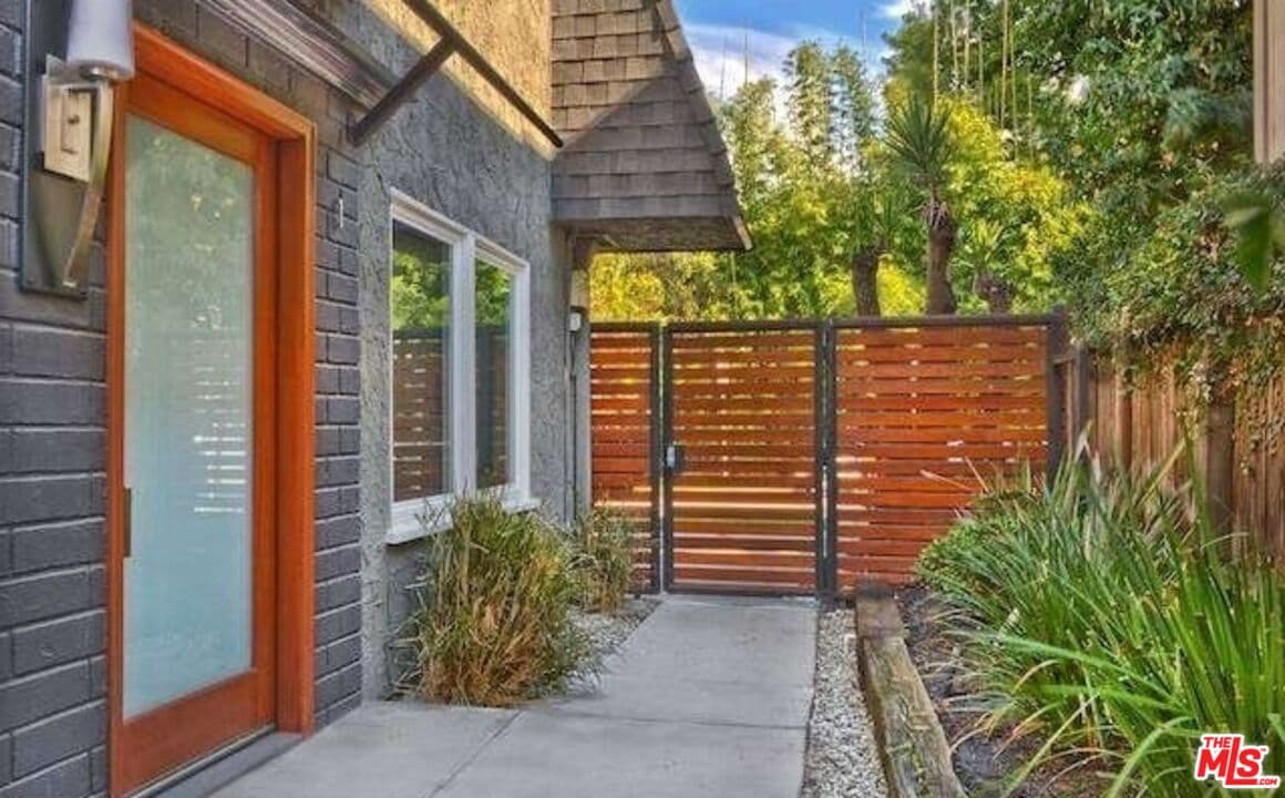 3BR Condo in Sherman Oaks — $4,795/mo