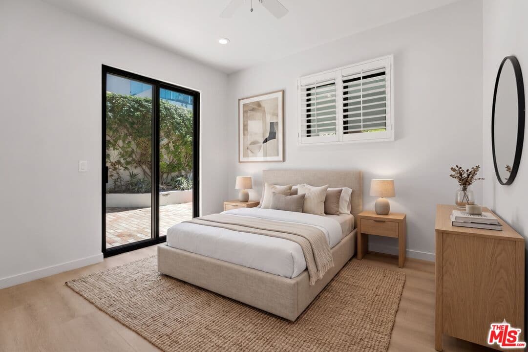 1 bd, 1 ba Townhouse in Playa Del Rey, CA — $3,995/mo — photo 2