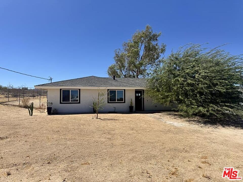 3BR House in Joshua Tree — $3,750/mo