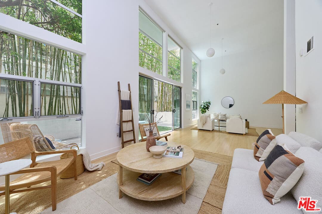 2 bd, 2 ba Condo in Marina Del Rey, CA — $5,650/mo — photo 1