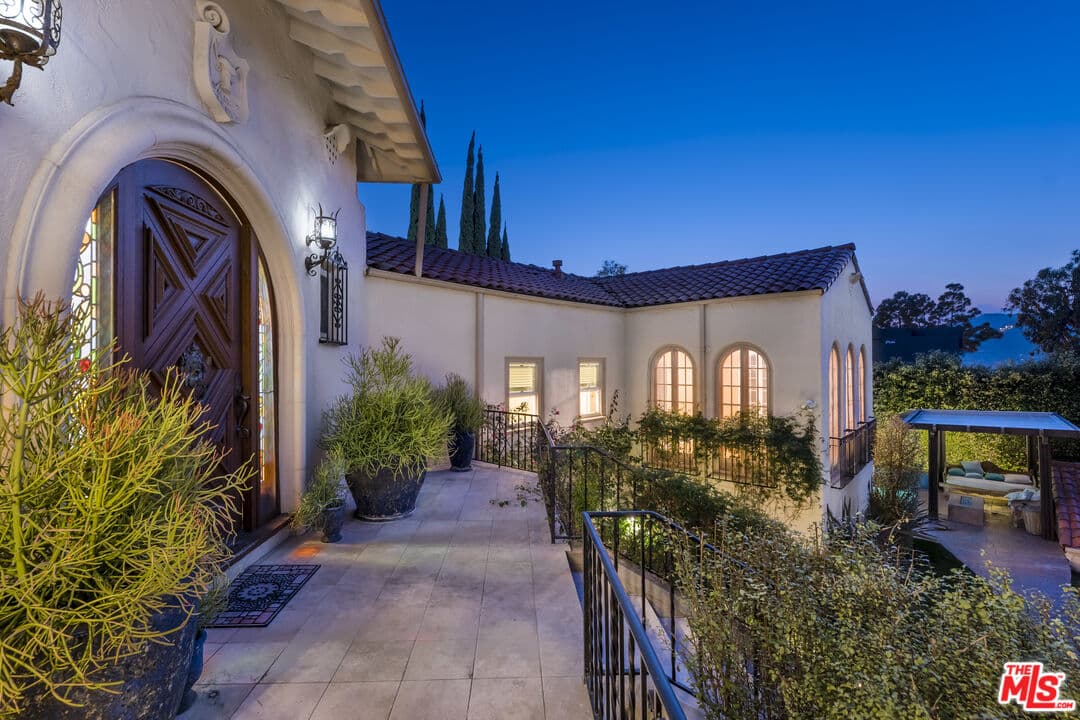 4BR House in Los Angeles β $9,995/mo