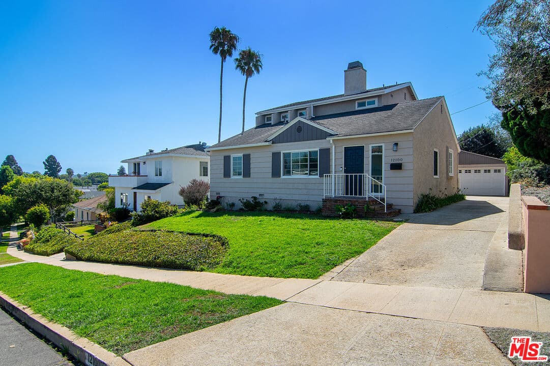 3 bd, 2 ba House in Los Angeles, CA — $9,000/mo — photo 1