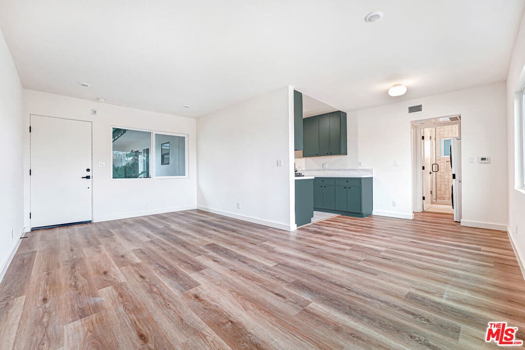 1 bd, 1 ba Townhouse in Pacific Palisades, CA — $3,800/mo — photo 2
