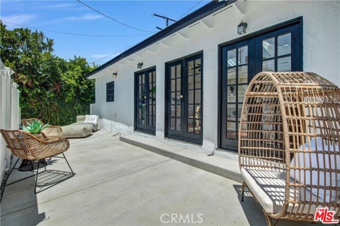1BR House in Los Angeles — $2,900/mo