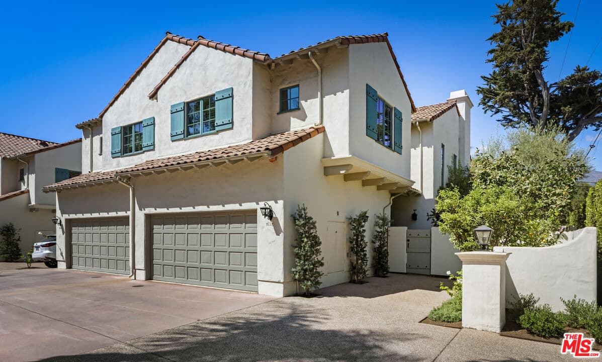 2 bd, 3 ba Condo in Montecito, CA — $11,000/mo — photo 2