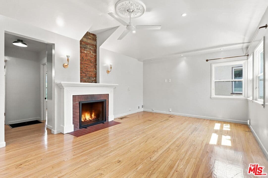 2 bd, 2 ba House in Los Angeles, CA — $4,750/mo — photo 2