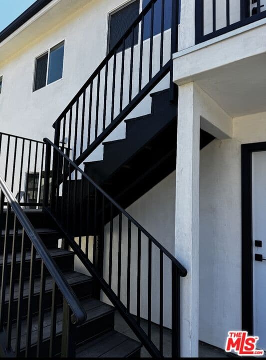 2 bd, 2 ba Apartment in Los Angeles, CA — $3,800/mo — photo 2