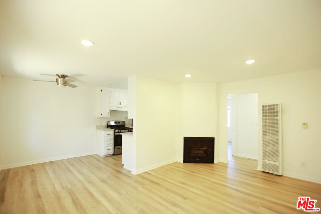 1 bd, 1 ba Townhouse in Los Angeles, CA — $2,175/mo — photo 1