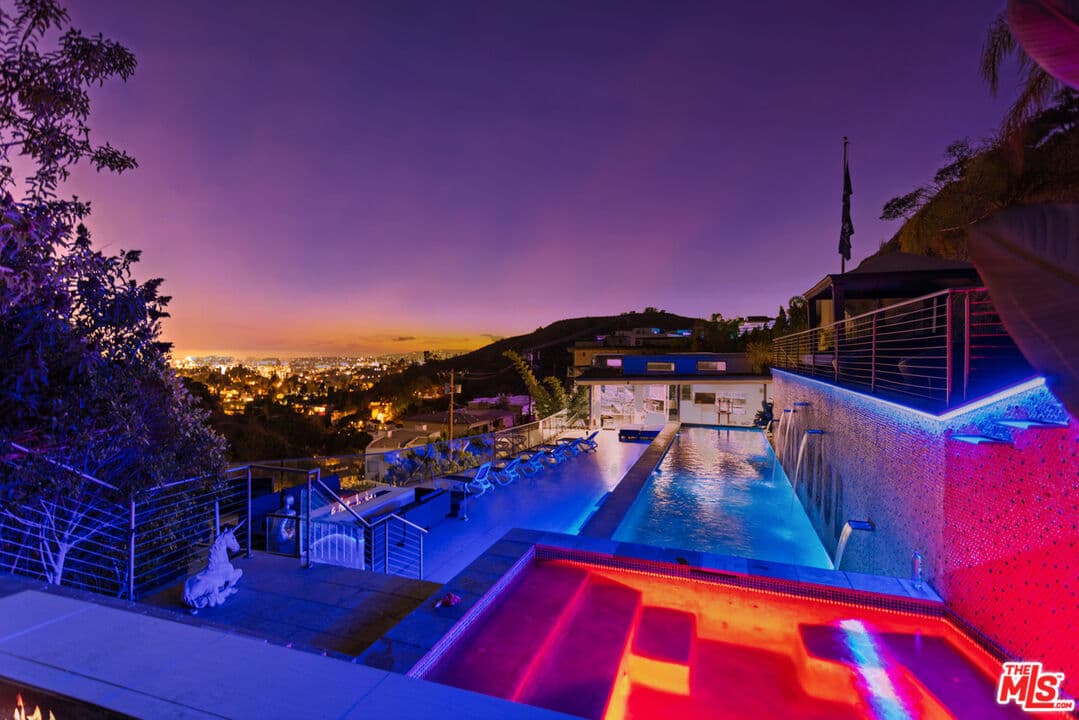 10 bd, 16 ba House in Los Angeles, CA — $34,500/mo — photo 2