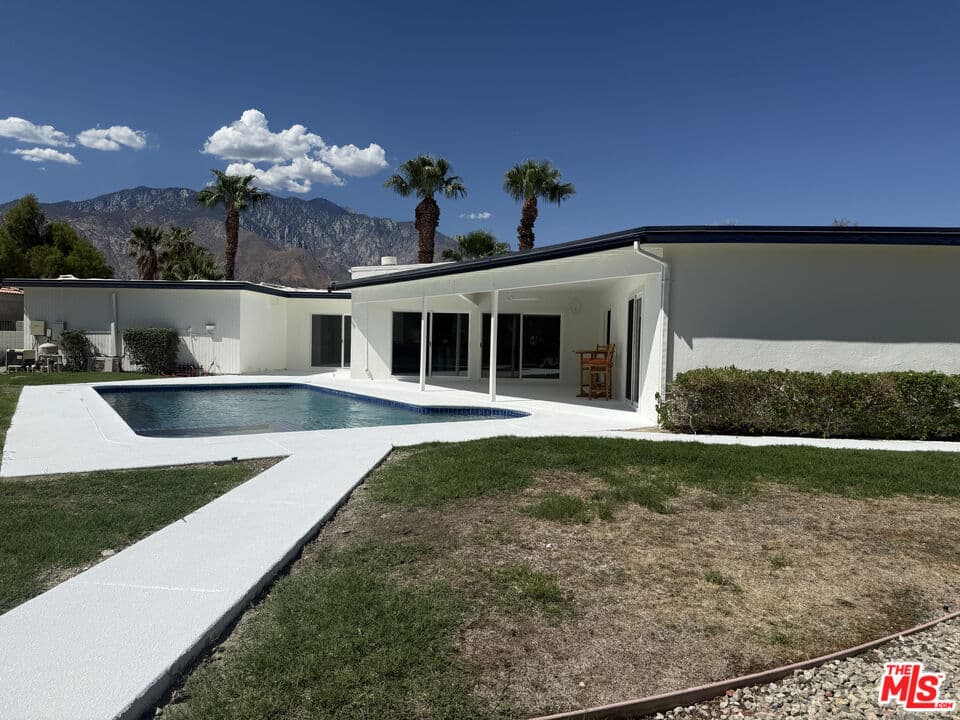 4 bd, 3 ba House in Palm Springs, CA — $6,880/mo — photo 2