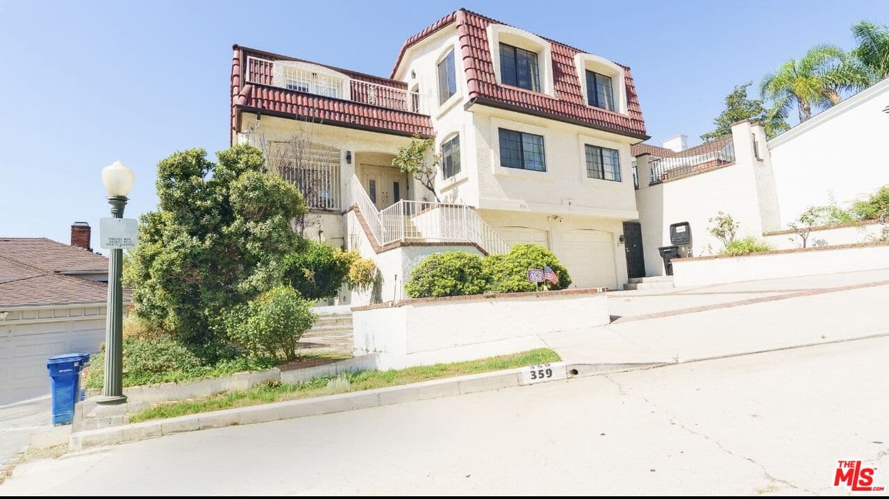 7 bd, 4 ba House in Los Angeles, CA — $17,798/mo — photo 1