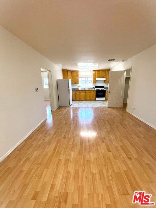 2 bd, 2 ba Apartment in Los Angeles, CA — $2,600/mo — photo 1