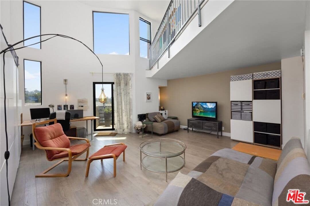 3 bd, 3 ba Condo in Los Angeles, CA — $4,950/mo — photo 1