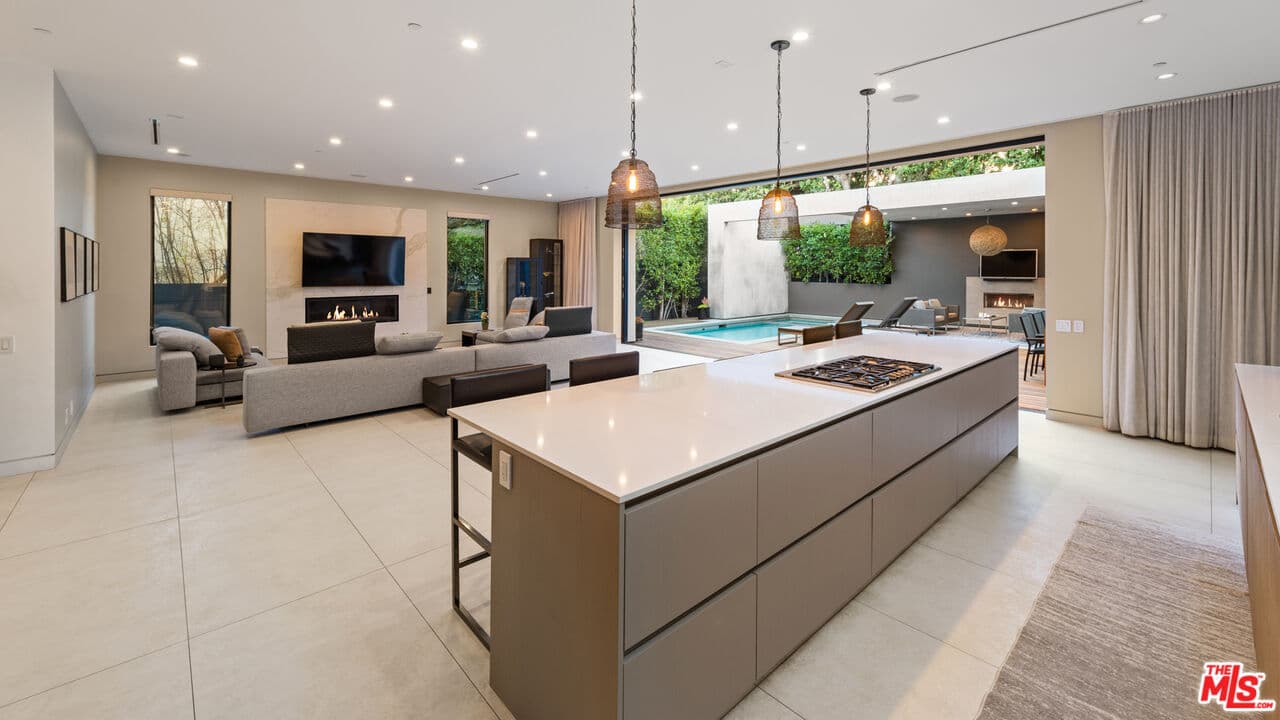 4 bd, 6 ba House in Los Angeles, CA — $24,500/mo — photo 1