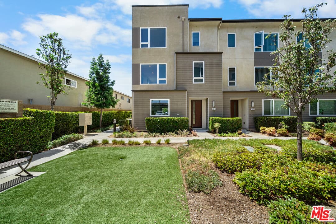 4BR Condo in Downey — $4,800/mo