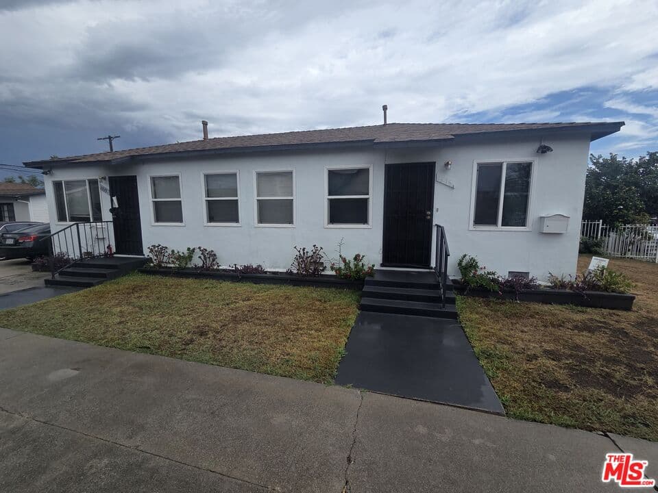 1BR Townhouse in Los Angeles β $2,100/mo