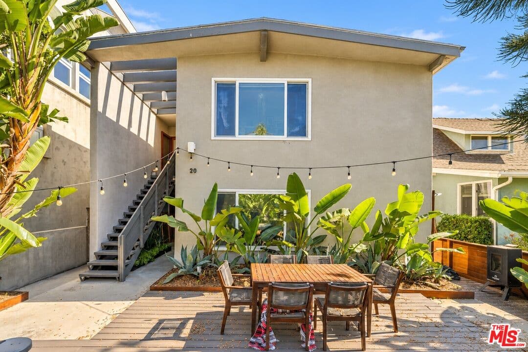 2 bd, 1 ba Condo in Venice, CA — $4,775/mo — photo 1