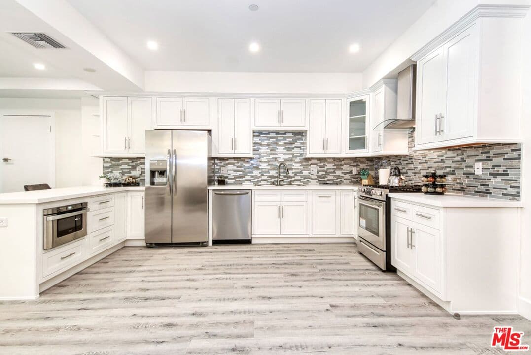 2 bd, 2 ba Apartment in Los Angeles, CA — $4,495/mo — photo 1