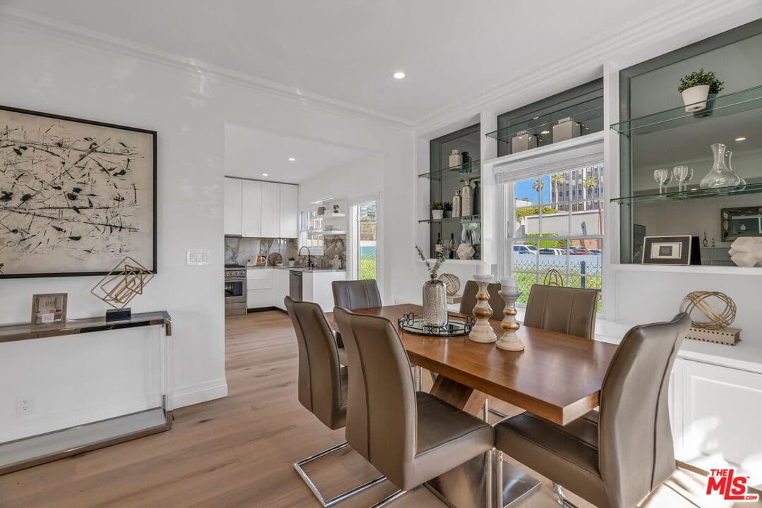 2 bd, 3 ba Townhouse in Beverly Hills, CA — $8,799/mo — photo 1