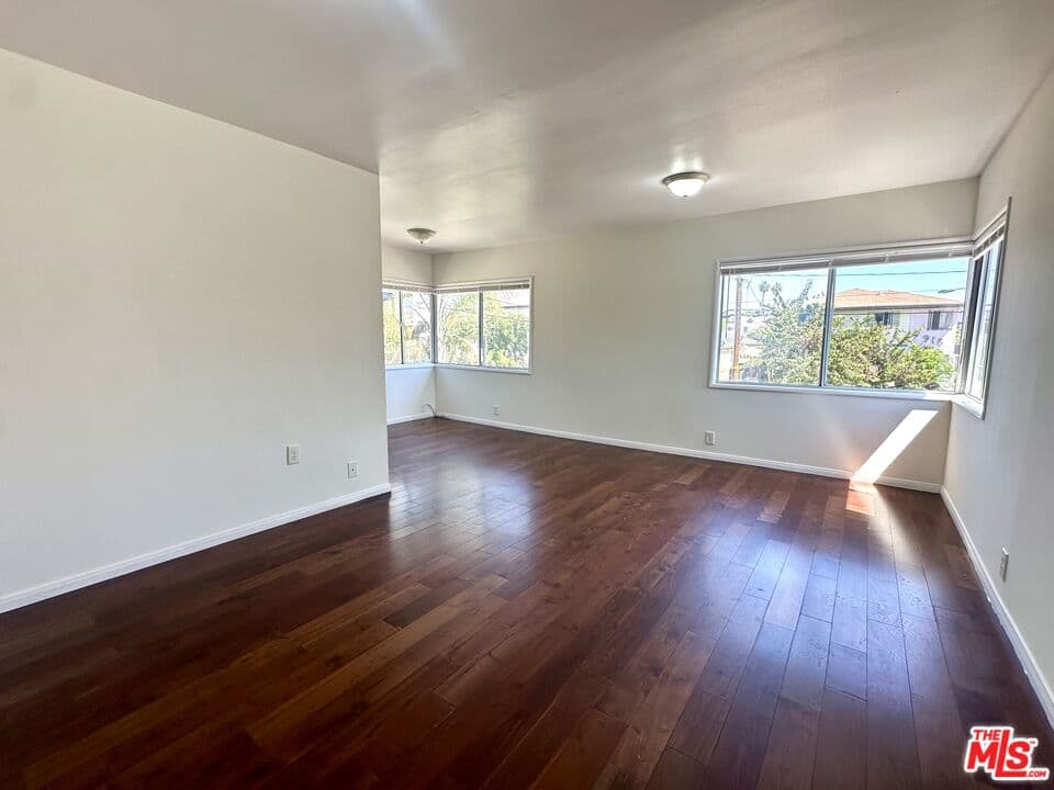 1 bd, 1 ba House in Inglewood, CA — $1,895/mo — photo 2