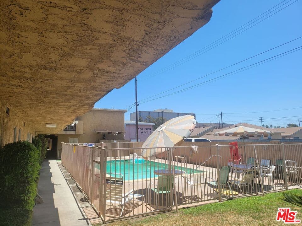 2 bd, 1 ba Apartment in Norwalk, CA — $2,395/mo — photo 2