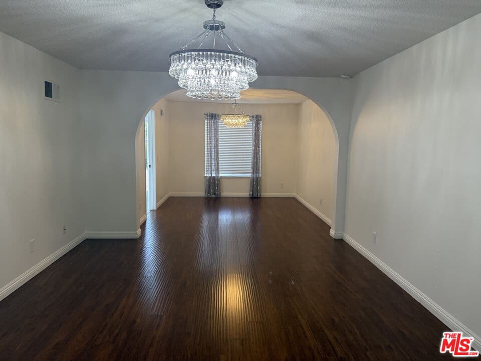 3 bd, 3 ba House in Porter Ranch, CA — $4,590/mo — photo 2
