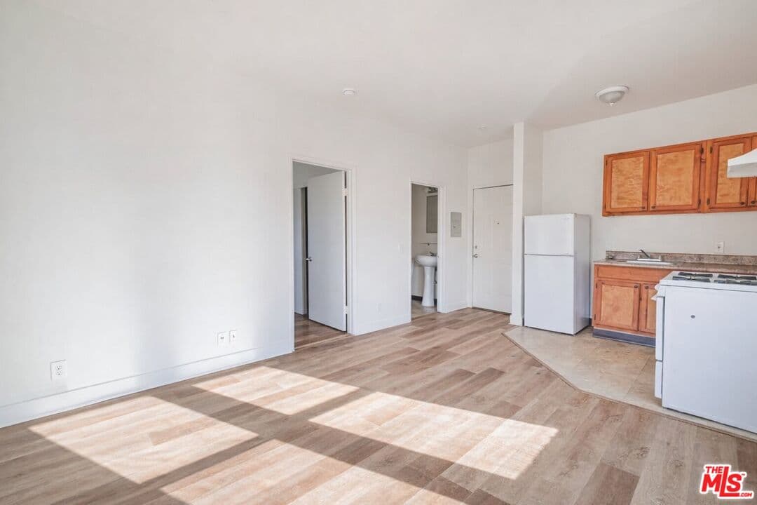 1 bd, 1 ba Apartment in Los Angeles, CA — $1,450/mo — photo 1