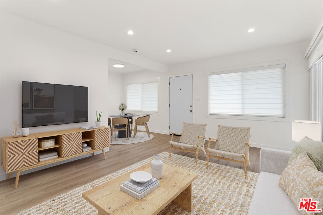 2 bd, 1 ba Apartment in Gardena, CA — $2,500/mo — photo 2