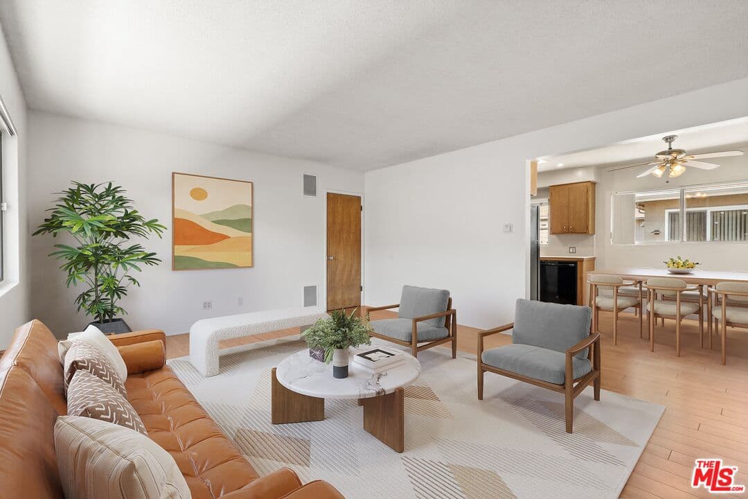 2BR Townhouse in Pasadena β $2,750/mo