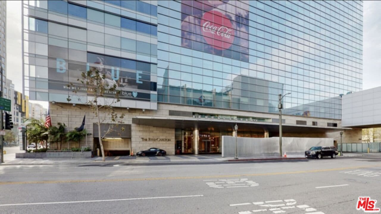 1 bd, 2 ba Condo in Los Angeles, CA — $6,000/mo — photo 2