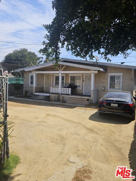 1BR Apartment in Los Angeles β $1,800/mo