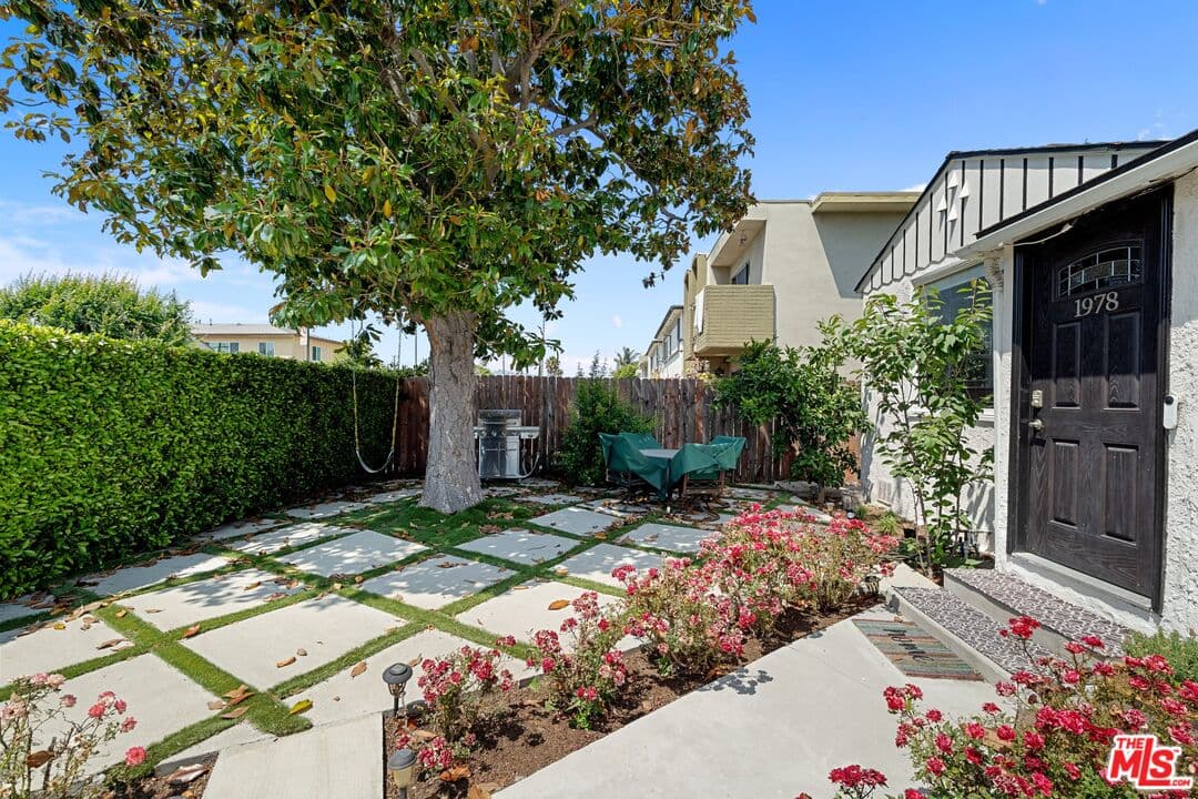 3 bd, 2 ba House in Los Angeles, CA — $4,800/mo — photo 1