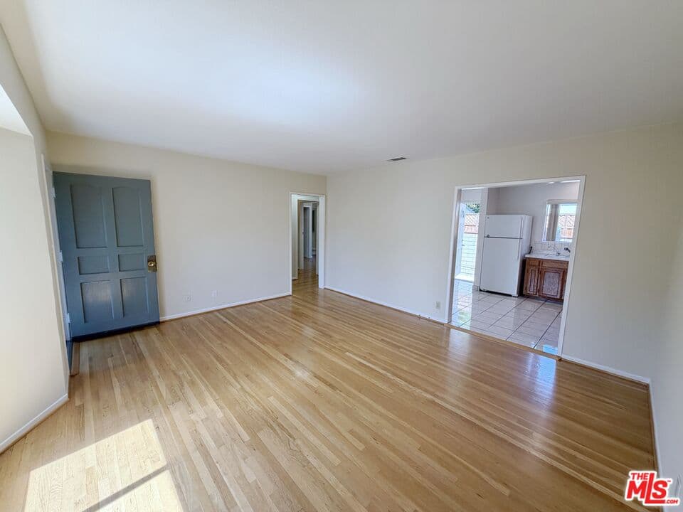3 bd, 2 ba House in Los Angeles, CA — $4,000/mo — photo 2