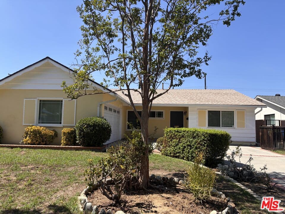 3 bd, 2 ba House in West Hills, CA — $4,200/mo — photo 2
