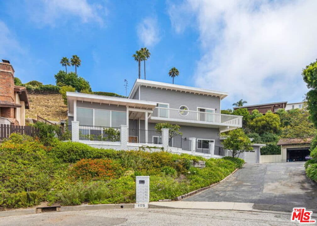 5 bd, 3 ba House in Pacific Palisades, CA — $12,000/mo — photo 1