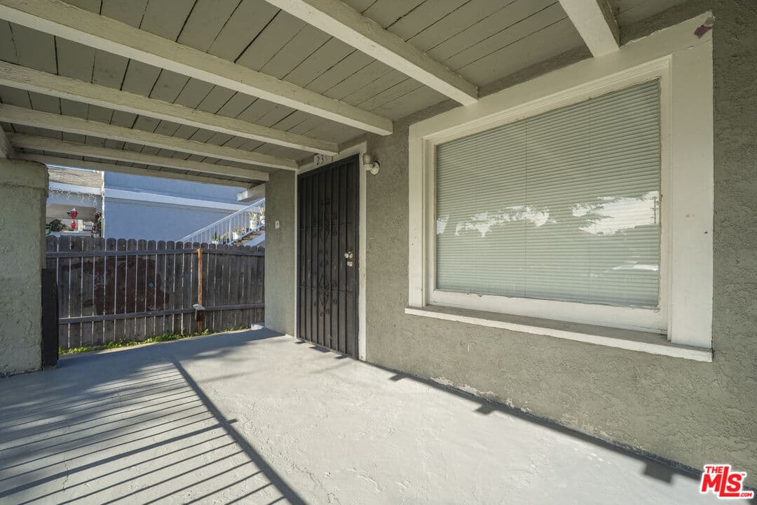 3 bd, 1 ba House in Los Angeles, CA — $3,500/mo — photo 2