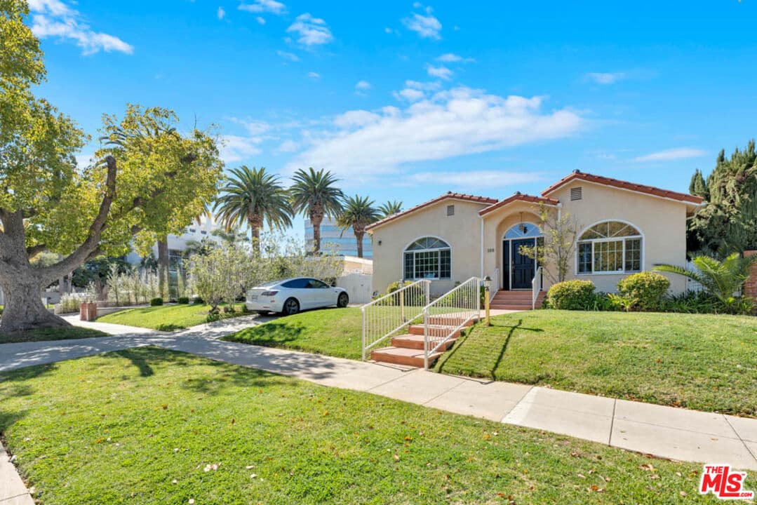 4 bd, 4 ba House in Beverly Hills, CA — $14,500/mo — photo 1