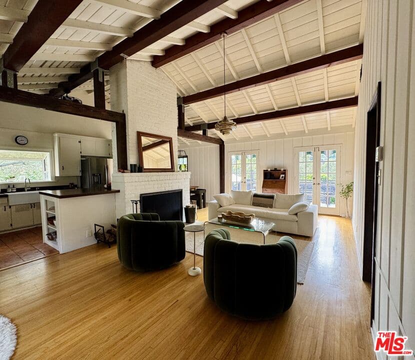 2 bd, 2 ba House in Los Angeles, CA — $10,000/mo — photo 2