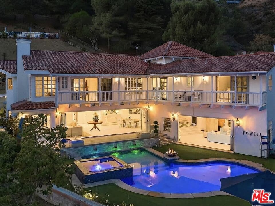 7 bd, 6 ba House in Los Angeles, CA — $29,950/mo — photo 1