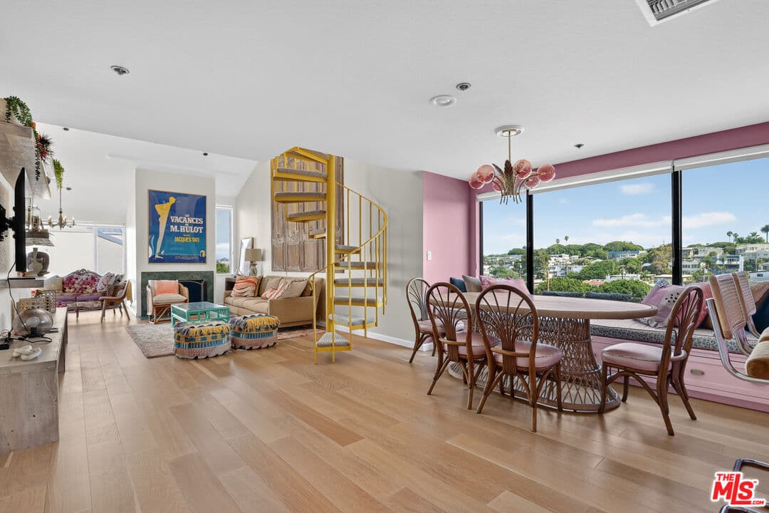 2 bd, 2 ba Condo in Santa Monica, CA — $7,995/mo — photo 1