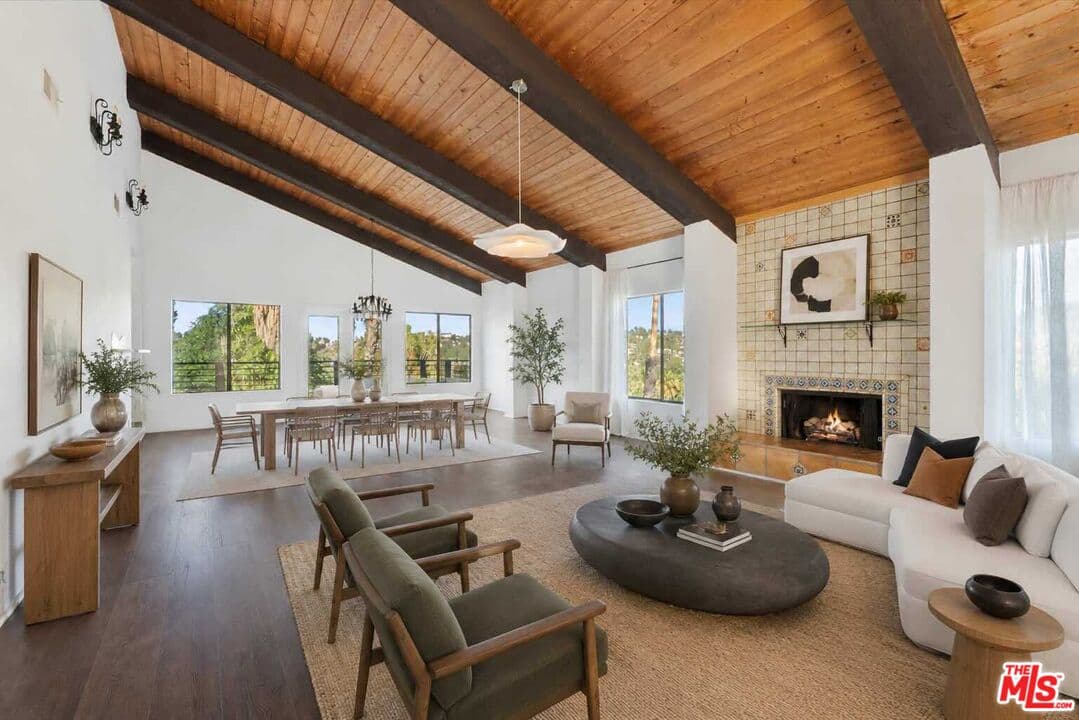 3 bd, 3 ba House in Los Angeles, CA — $6,950/mo — photo 2