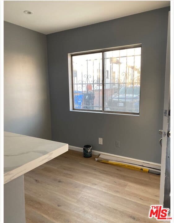 2 bd, 1 ba Apartment in Los Angeles, CA — $2,650/mo — photo 2