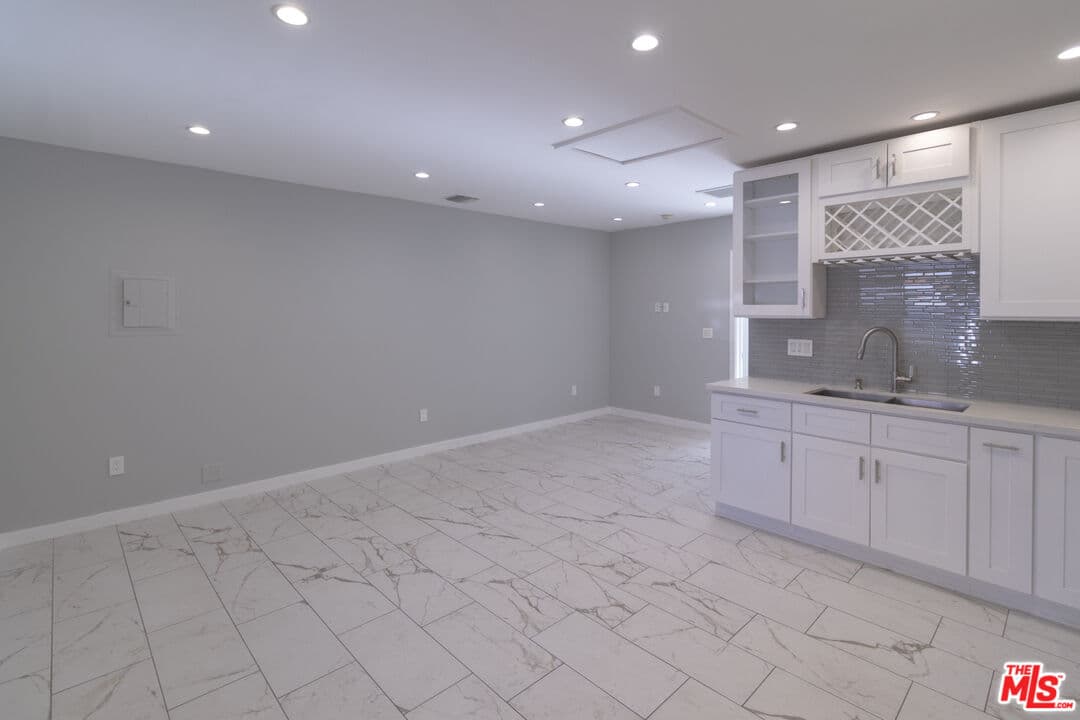 1 bd, 1 ba House in Burbank, CA — $2,300/mo — photo 2