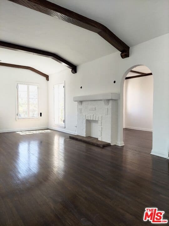 4 bd, 2 ba Apartment in Los Angeles, CA — $6,100/mo — photo 1